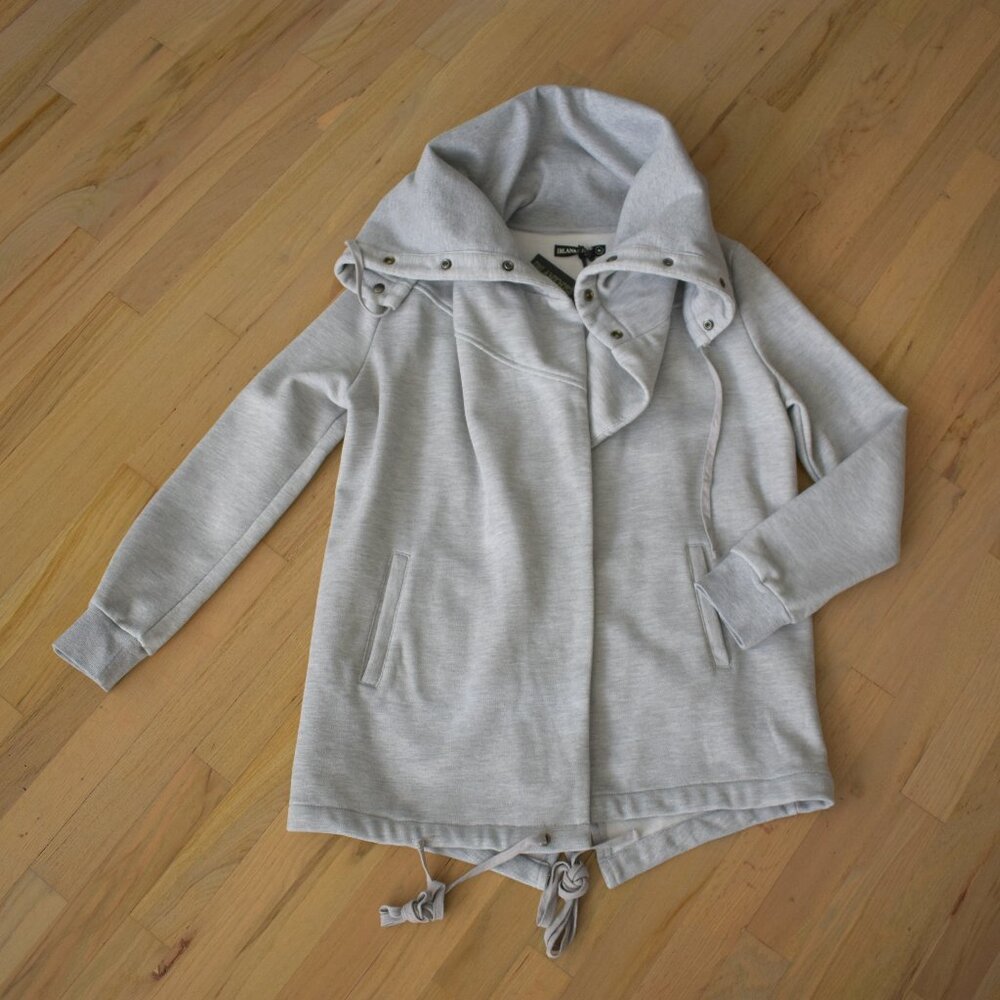 Blank NYC Women's Salt and Pepper Open Convertible Collar Sweatshirt Jacket